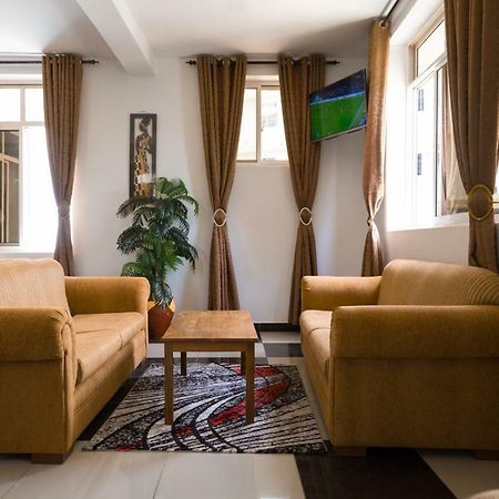 Two Mountains Lodge Аруша Екстер'єр фото